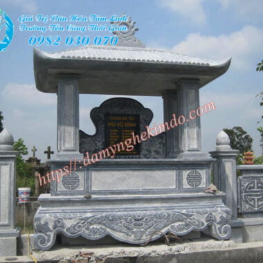 lăng mộ đá, bàn lễ đá có mái che