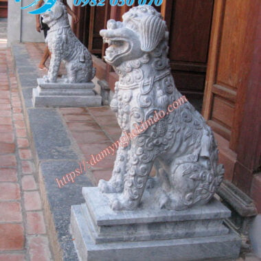 Tượng con nghê đá việt - Con chó đá canh cổng