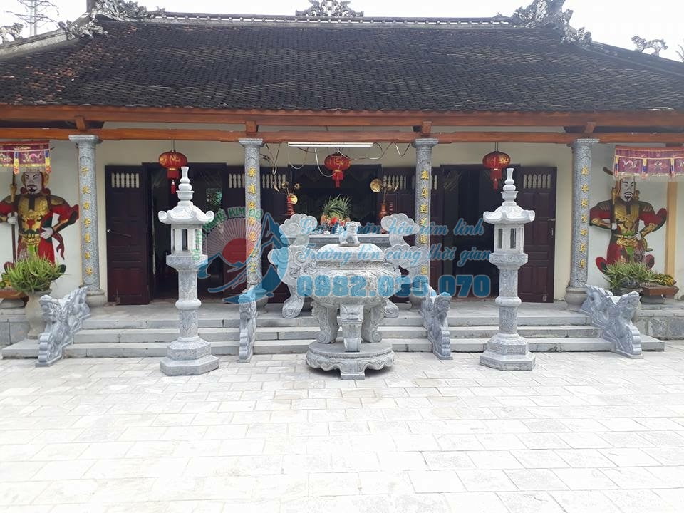 Các mẫu đồ thờ bằng đá tại cơ sở Kim Đô