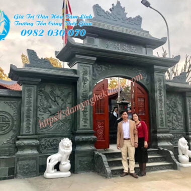 Mẫu CỔNG ĐÁ ĐẸP 2 Mái đá xanh rêu