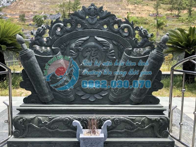 Các mẫu đồ thờ bằng đá tại cơ sở Kim Đô