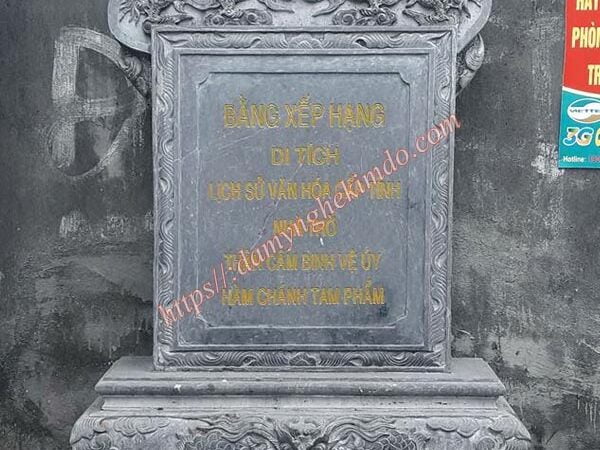 bia đá tự nhiên, bia đá di tích, bia đá công đức