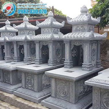 Mộ đá hai đao mây