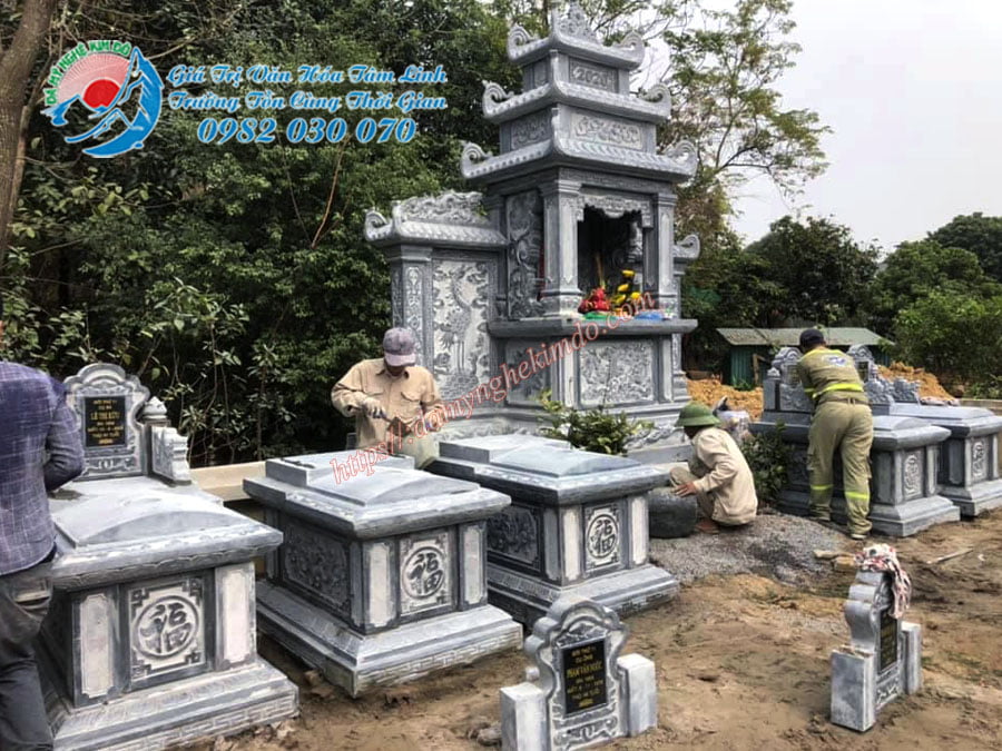 Lắp đặt hoàn thiện lăng mộ đá tại nghĩa trang xã Ninh mỹ-Hoa lư- Ninh Bình, lắp đặt lăng mộ đá