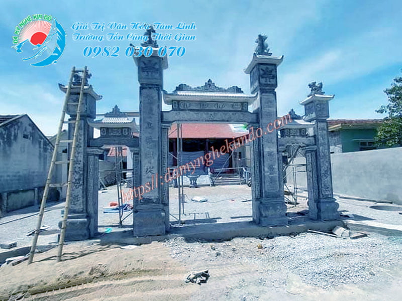 Mẫu cổng đá đẹp tại Ninh Bình Mẫu cổng đá tam quan đẹp cho đình chùa, từ đường, nhà thờ họ. Lắp đặt Cổng đá tam quan Nhà Từ Đường Vũ Tộc T9/2021
