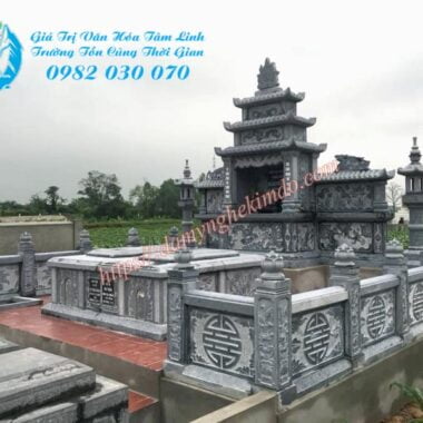 Khu lăng mộ đá đơn giản