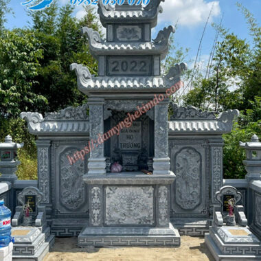 Lăng cánh đá 3 mái đao lá lắp dặt tại Nghệ An, Lăng thờ chung (Lăng cánh đá) Khu lăng mộ đá họ Trương tại Nghệ An, Lăng thờ cánh 3 mái