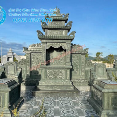 Mộ đá, Lăng mộ đá xanh rêu, Cách chọn thế đất đẹp xây mộ hợp phong thủy và những điều cần biết!Lăng mộ đá xanh rêu đẹp 3 mái đao lá chạm hổ phù cánh hạc, Mộ bành đá đẹp