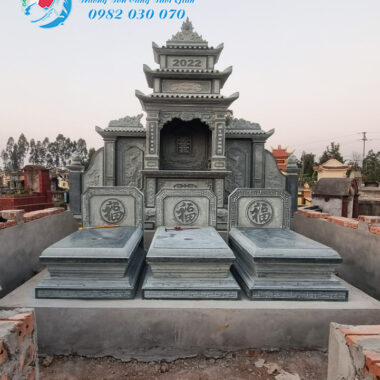 Cách chọn hướng lăng mộ tổ ra sao để con cháu đời sau phát đạt?Lăng mộ đá xanh rêu đẹp, lăng cánh đá 3 mái