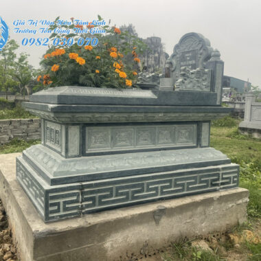 Mộ ngai đá, Ảnh hưởng của mộ phần tổ tiên đến tiền đồ, vận mệnh của con cháu?Mộ đá xanh rêu, Mộ bành đá